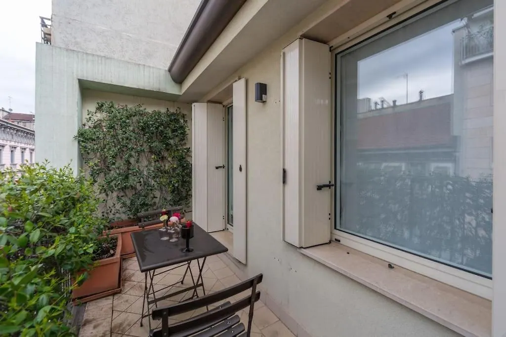 Apartment Castaldi Charming Suite-Hosted By Sweetstay Milan