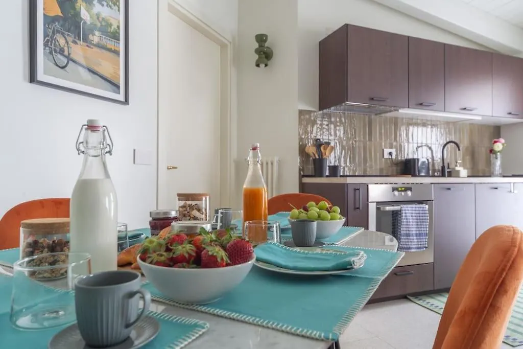 Apartment Castaldi Charming Suite-Hosted By Sweetstay Milan
