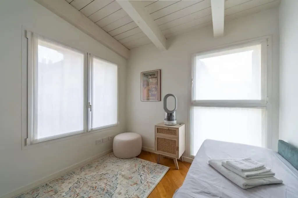 Castaldi Charming Suite-Hosted By Sweetstay Milan Apartment